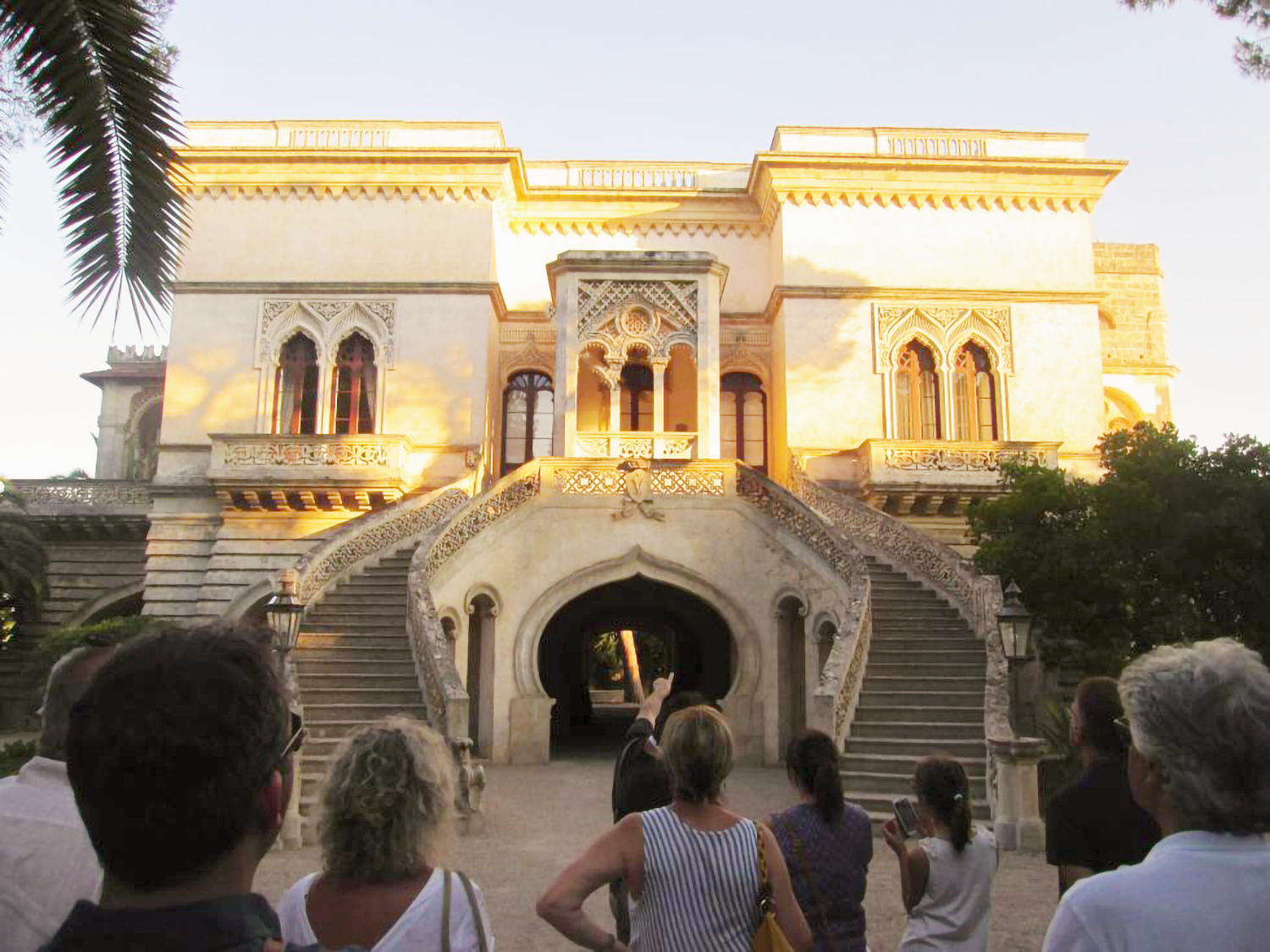 Festival Déco propone visite guidate tra le dimore storiche e ville private del Salento situate tra Galatone e Nardò solo nel periodo estivo.